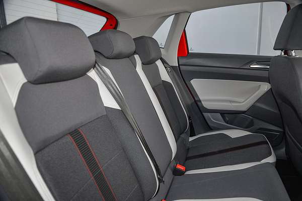 2018 Volkswagen Polo beats AW