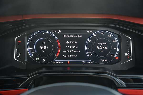 2018 Volkswagen Polo beats AW