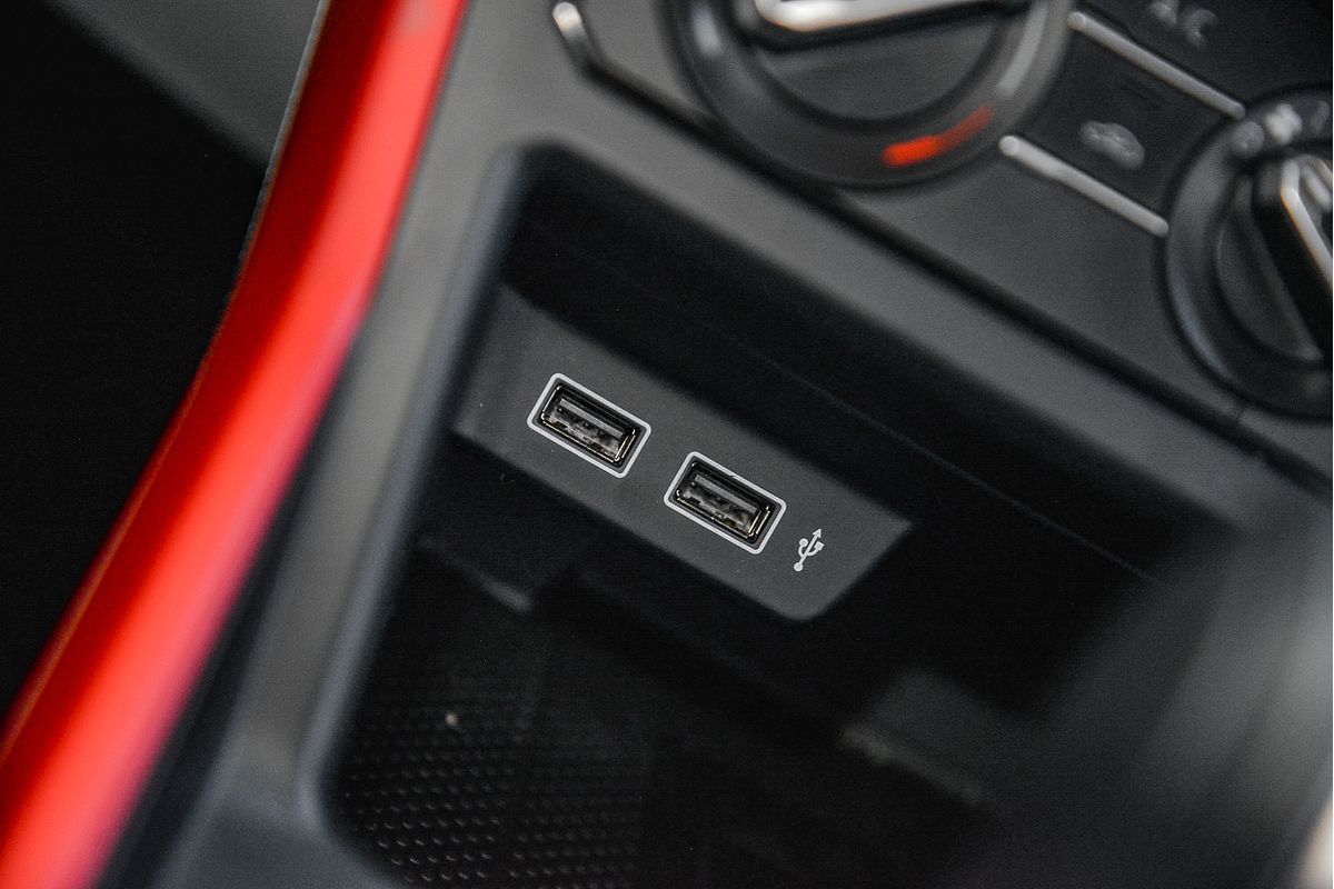 2018 Volkswagen Polo beats AW