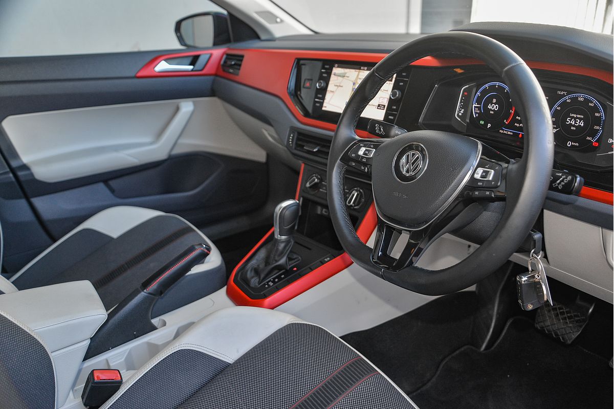 2018 Volkswagen Polo beats AW