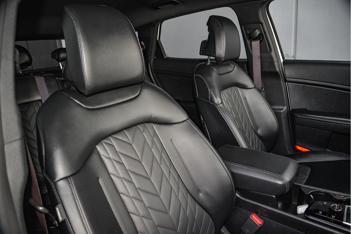 2022 Kia Sportage SX+ NQ5