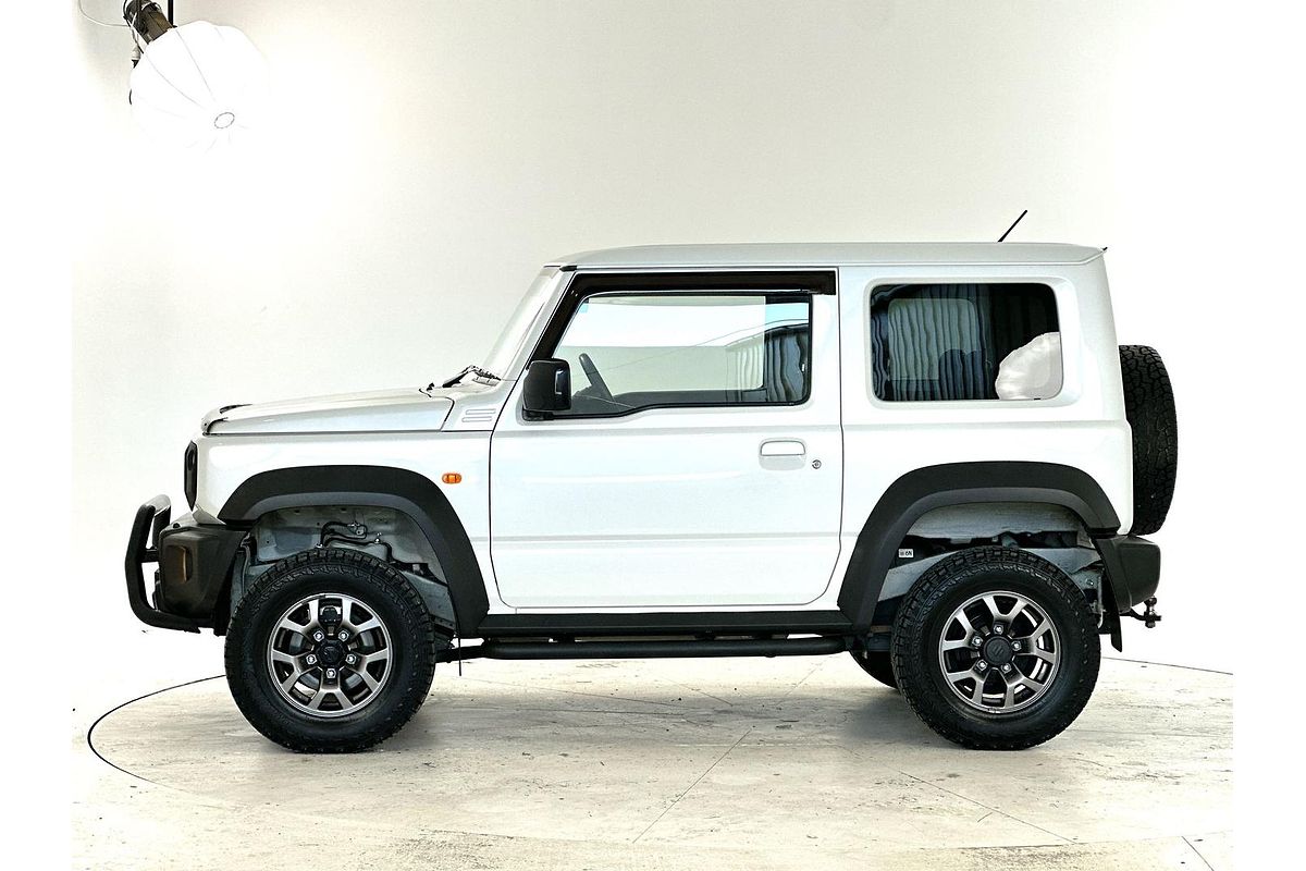 2022 Suzuki Jimny GLX GJ