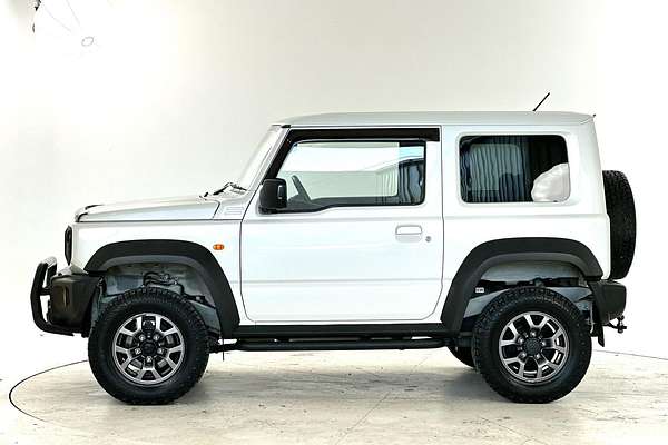 2022 Suzuki Jimny GLX GJ