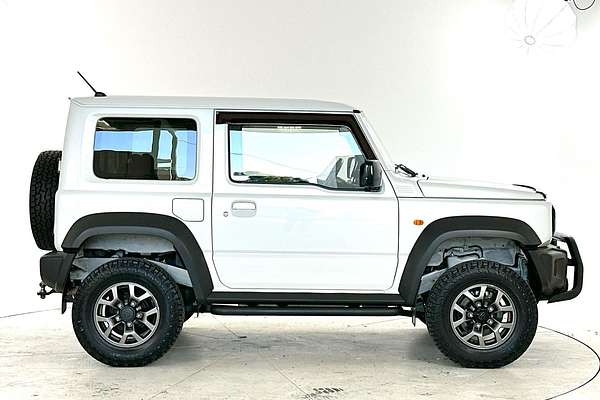 2022 Suzuki Jimny GLX GJ