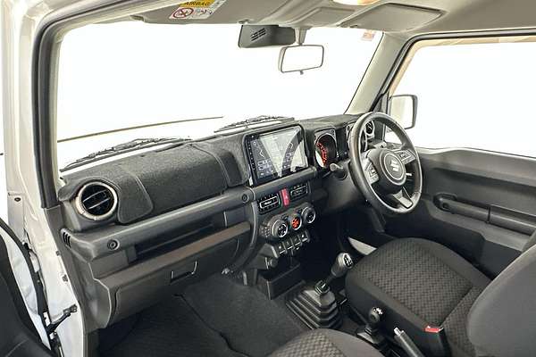 2022 Suzuki Jimny GLX GJ