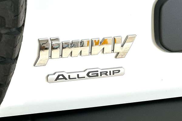 2022 Suzuki Jimny GLX GJ
