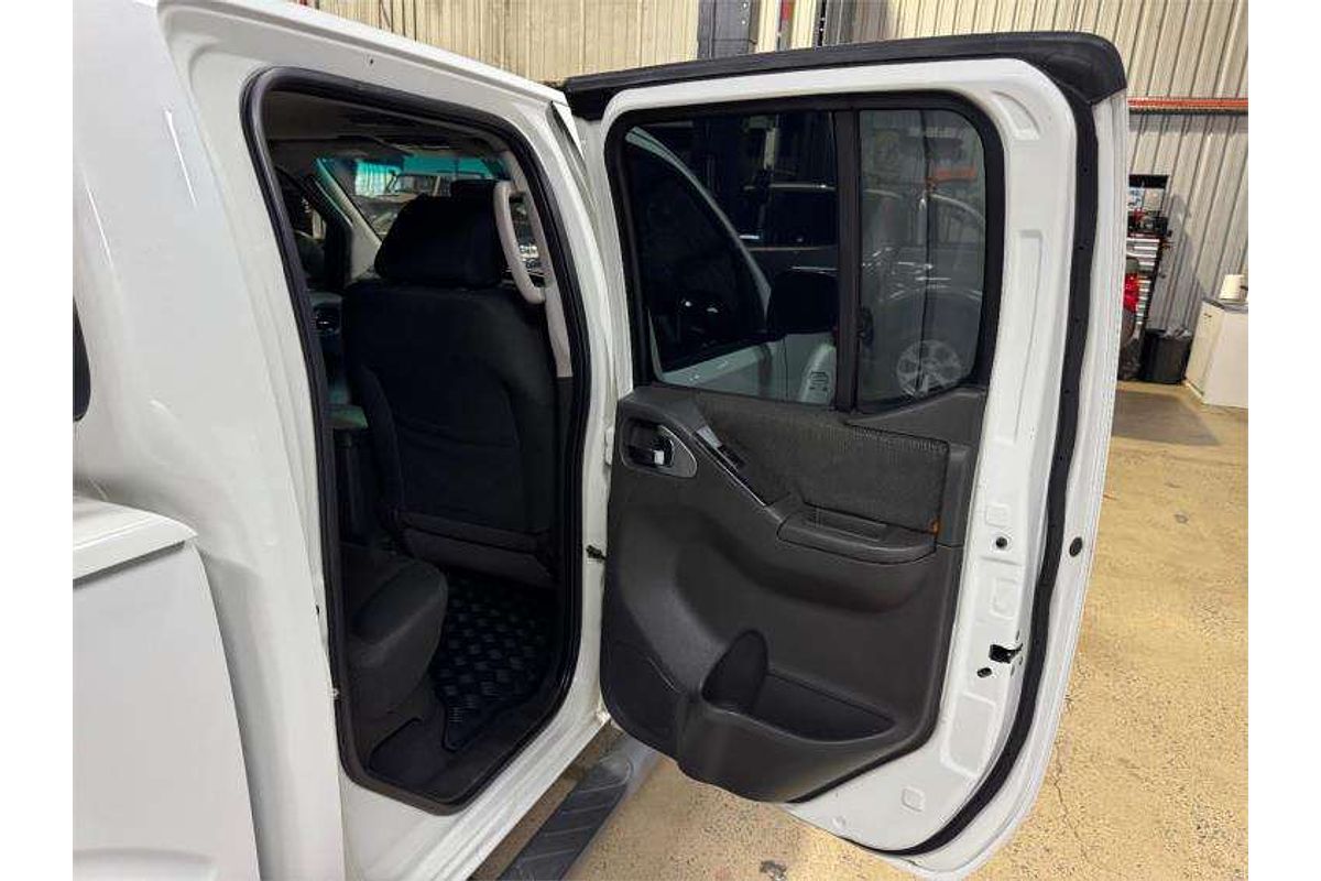 2011 Nissan Navara ST-X 550 D40 4X4
