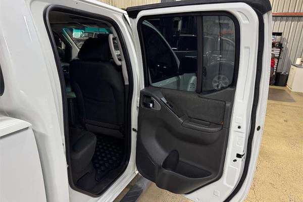 2011 Nissan Navara ST-X 550 D40 4X4