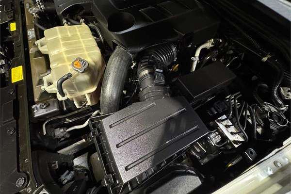 2011 Nissan Navara ST-X 550 D40 4X4