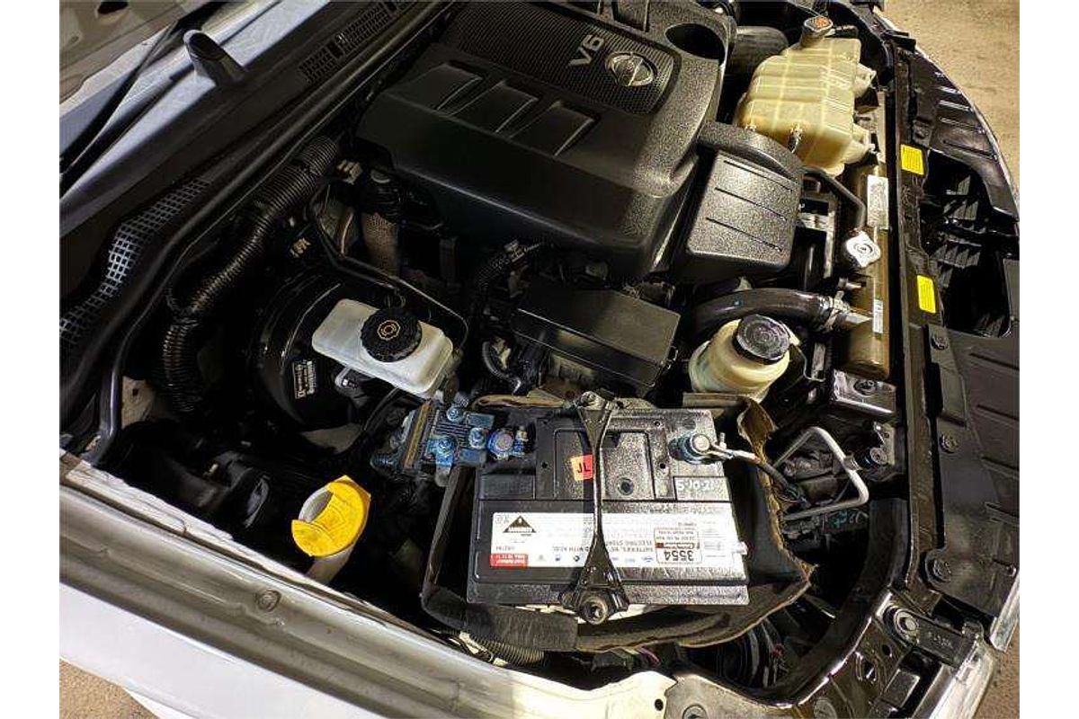 2011 Nissan Navara ST-X 550 D40 4X4