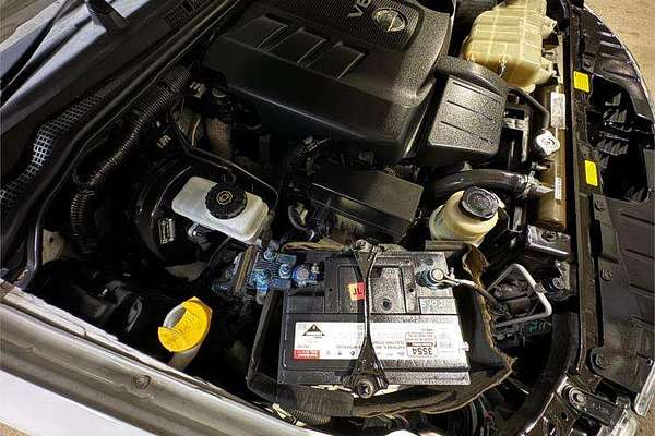 2011 Nissan Navara ST-X 550 D40 4X4
