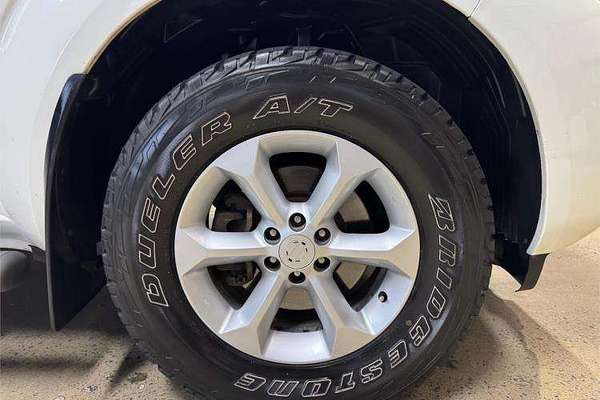 2011 Nissan Navara ST-X 550 D40 4X4