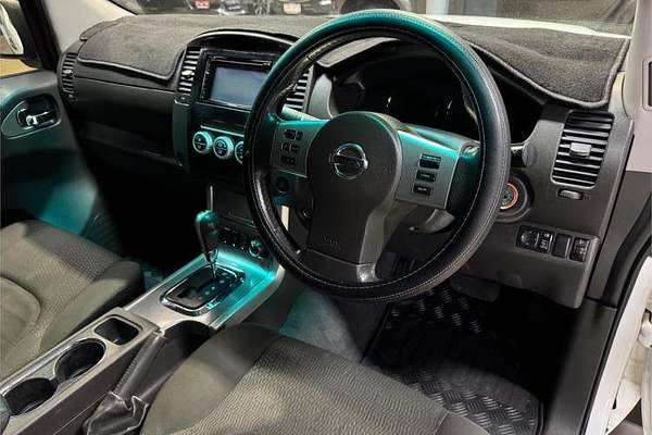 2011 Nissan Navara ST-X 550 D40 4X4