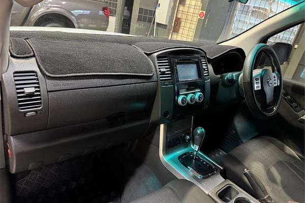 2011 Nissan Navara ST-X 550 D40 4X4