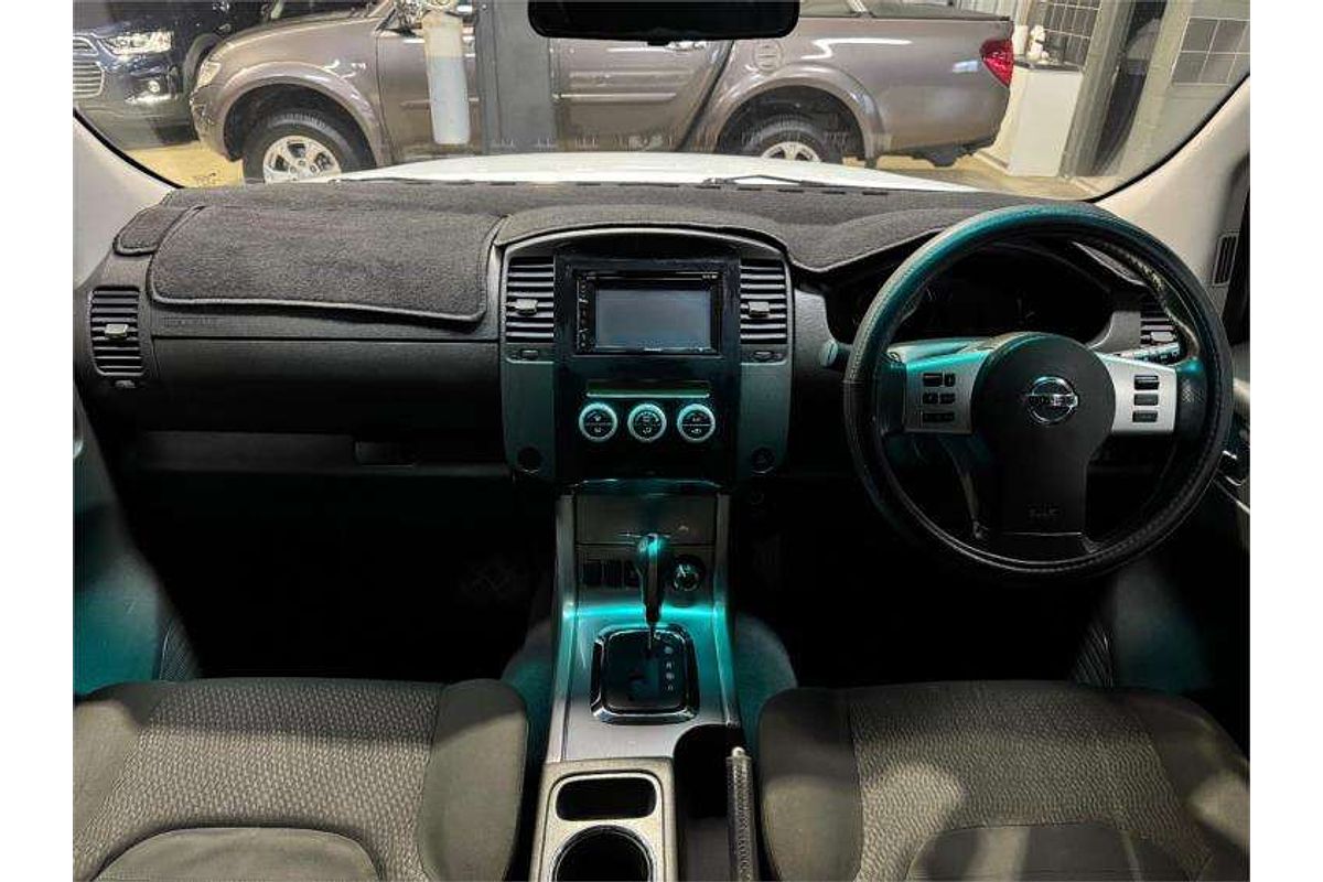 2011 Nissan Navara ST-X 550 D40 4X4