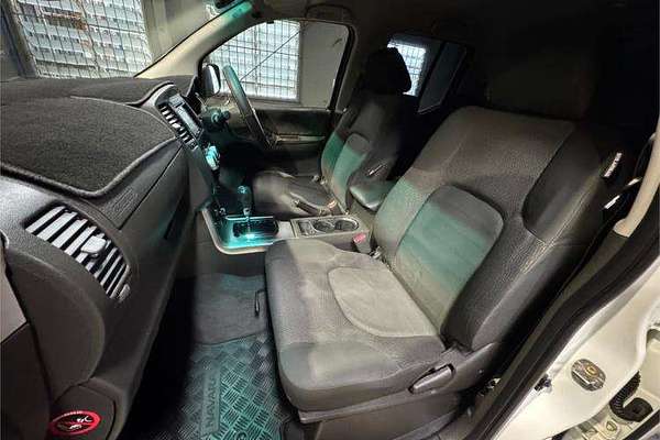 2011 Nissan Navara ST-X 550 D40 4X4