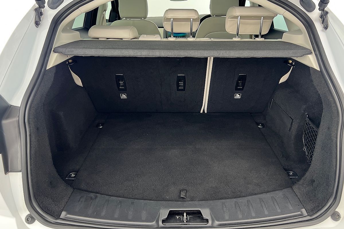 2019 Jaguar E-PACE P250 HSE X540