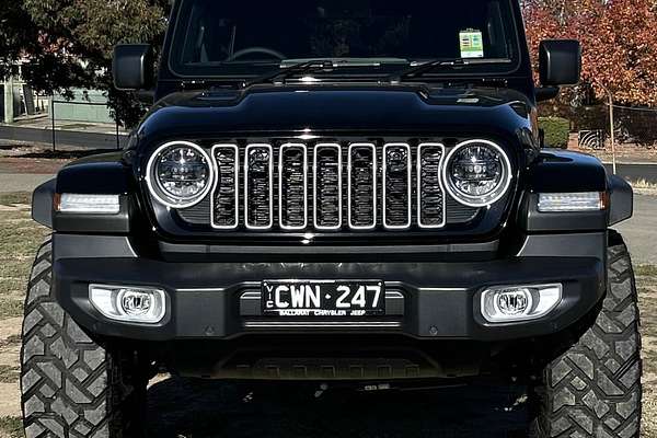 2024 Jeep Wrangler Unlimited Overland JL
