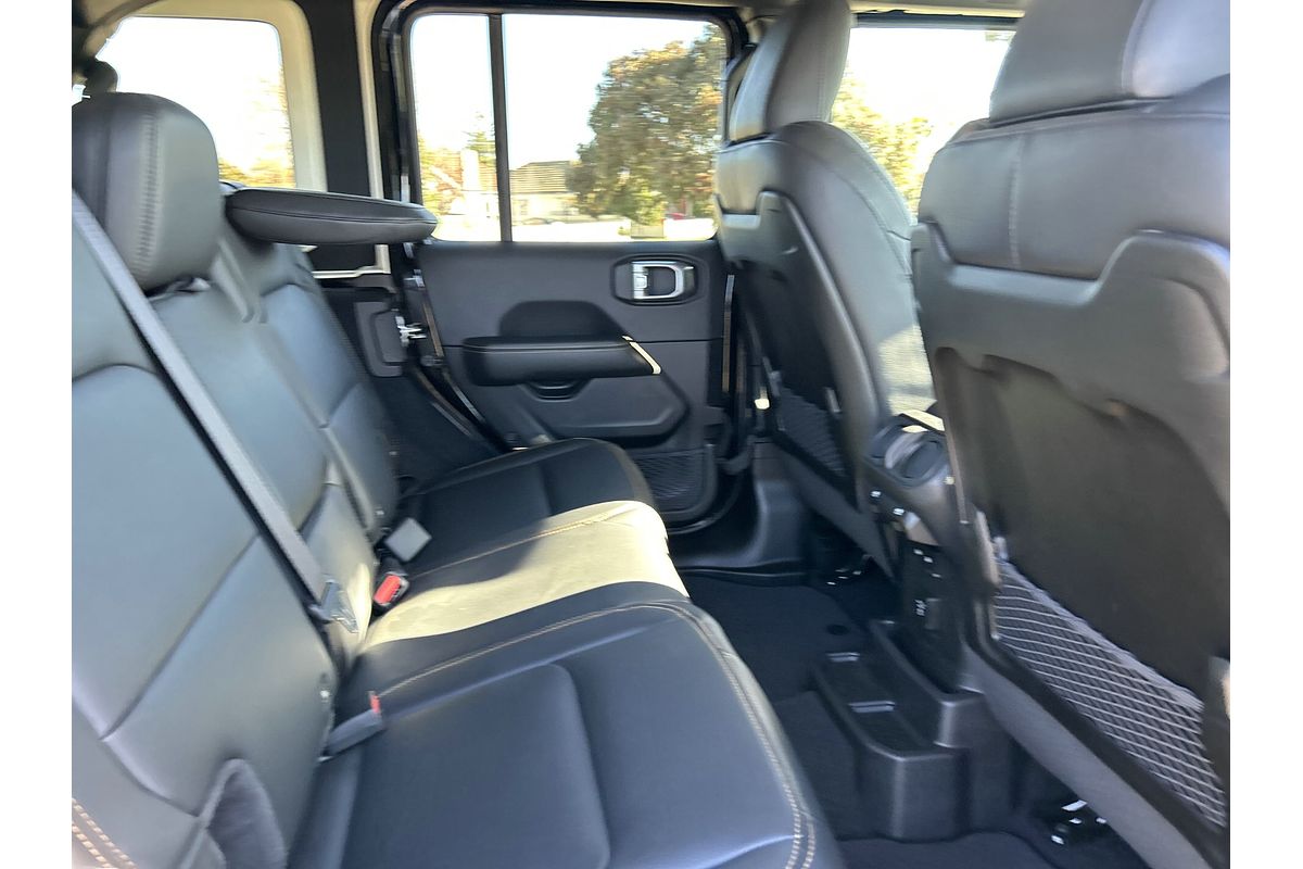 2024 Jeep Wrangler Unlimited Overland JL