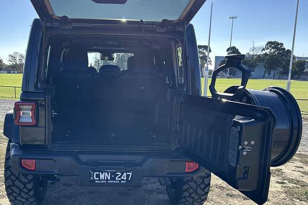 2024 Jeep Wrangler Unlimited Overland JL