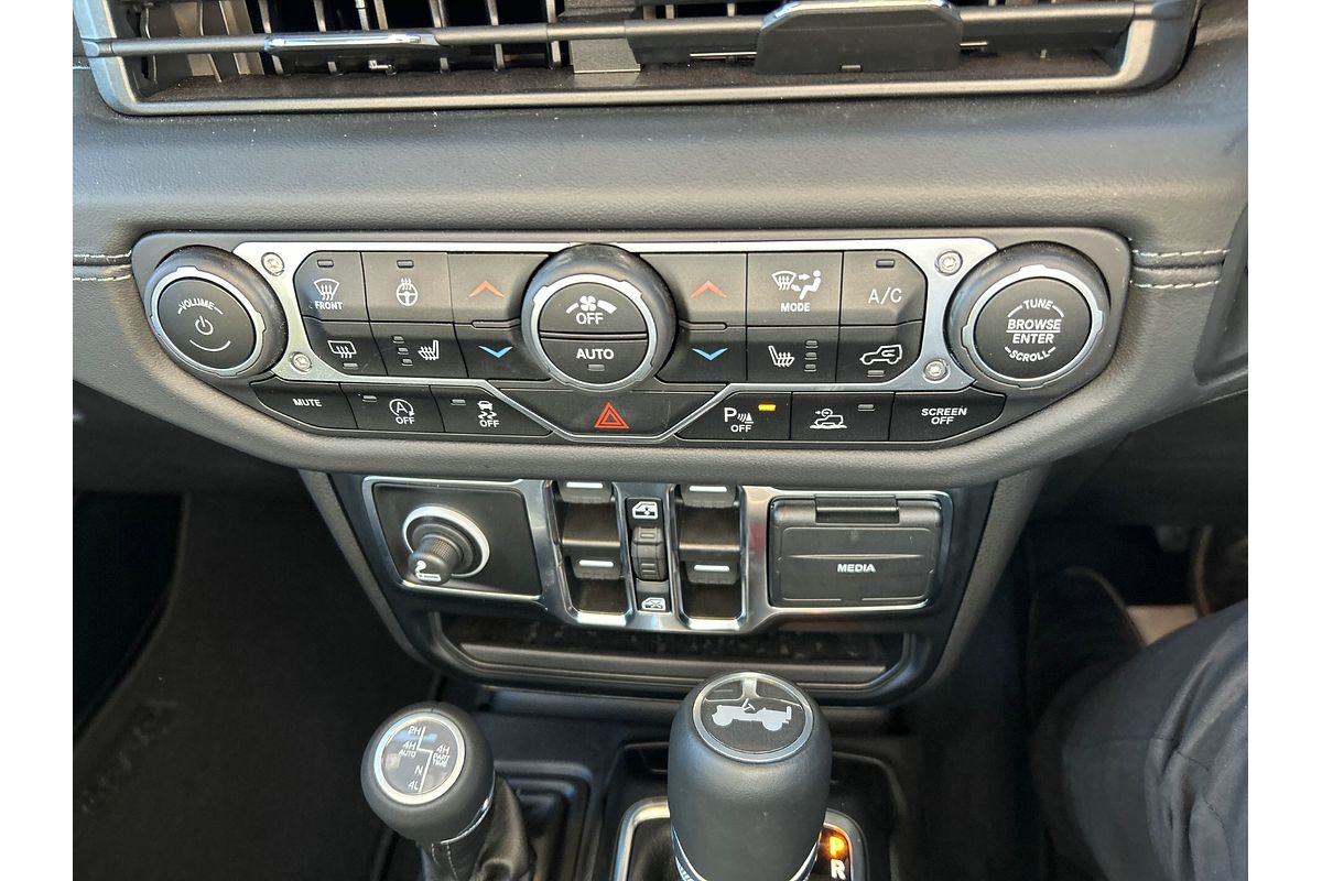 2024 Jeep Wrangler Unlimited Overland JL