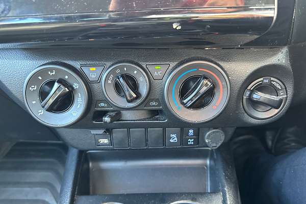 2023 Toyota Hilux SR GUN126R 4X4