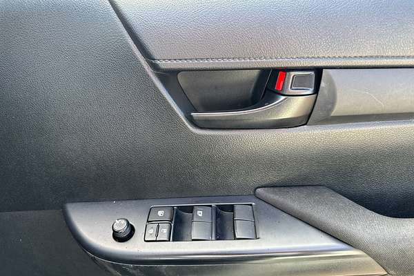 2023 Toyota Hilux SR GUN126R 4X4