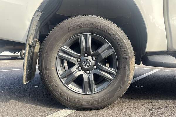 2023 Toyota Hilux SR GUN126R 4X4