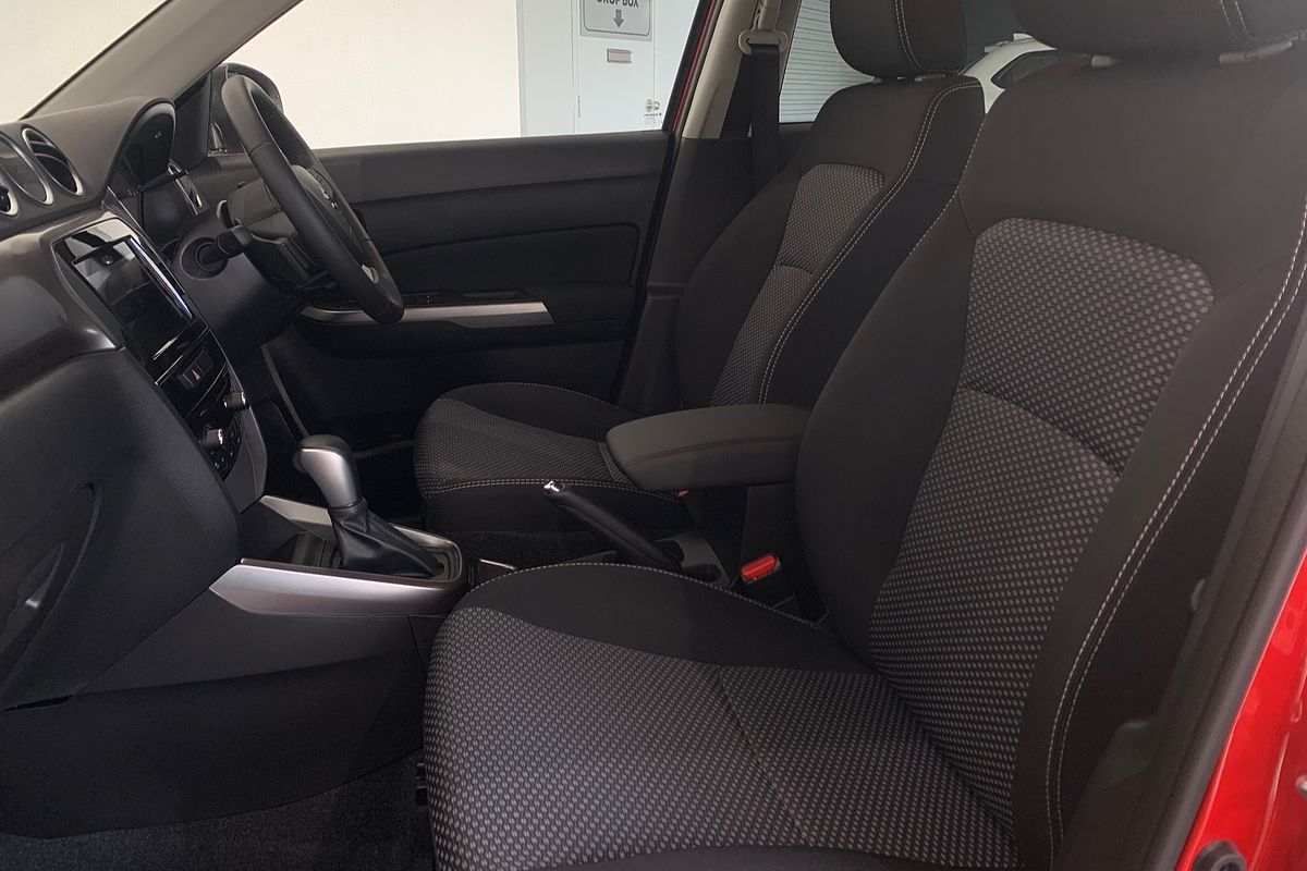 2024 Suzuki Vitara LY Series II