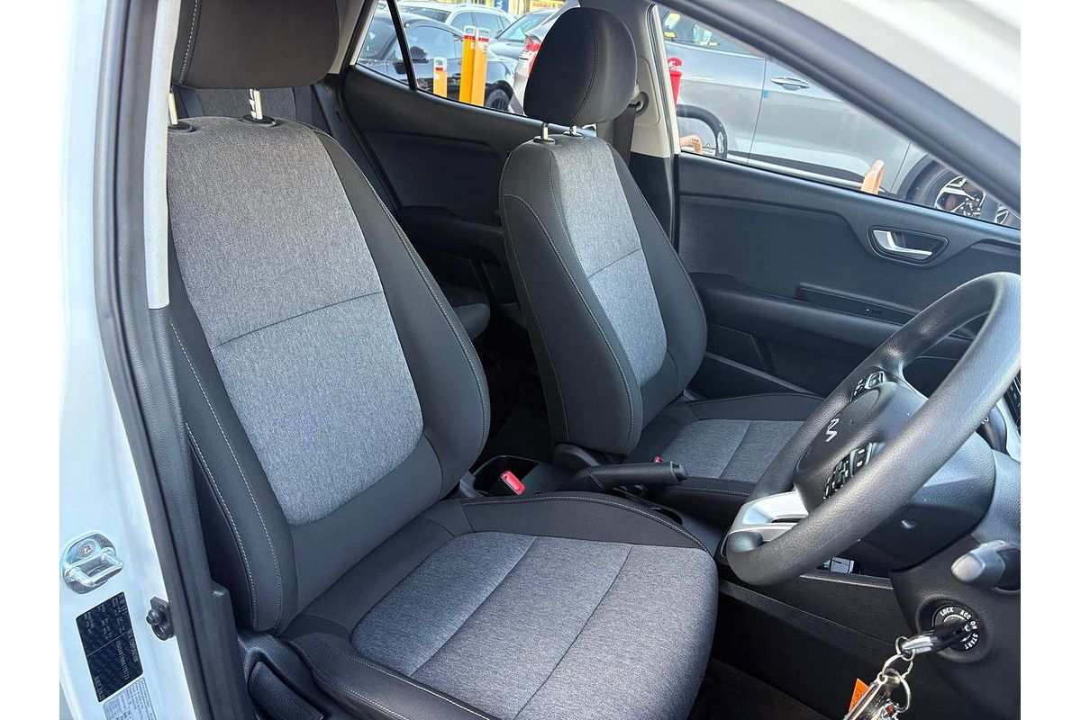 2022 Kia Stonic S YB