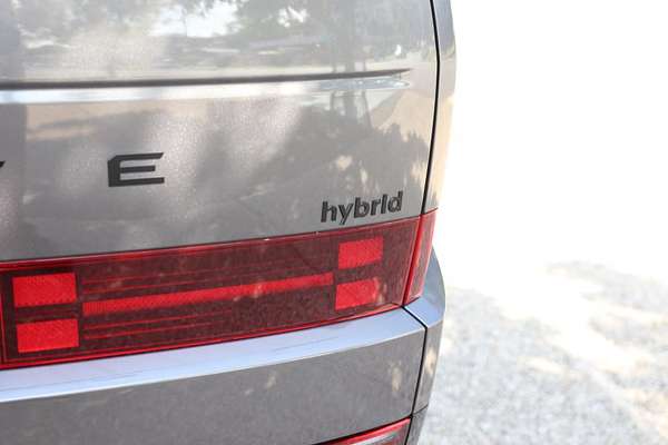 2024 Hyundai Santa Fe Hybrid Calligraphy MX5.V1