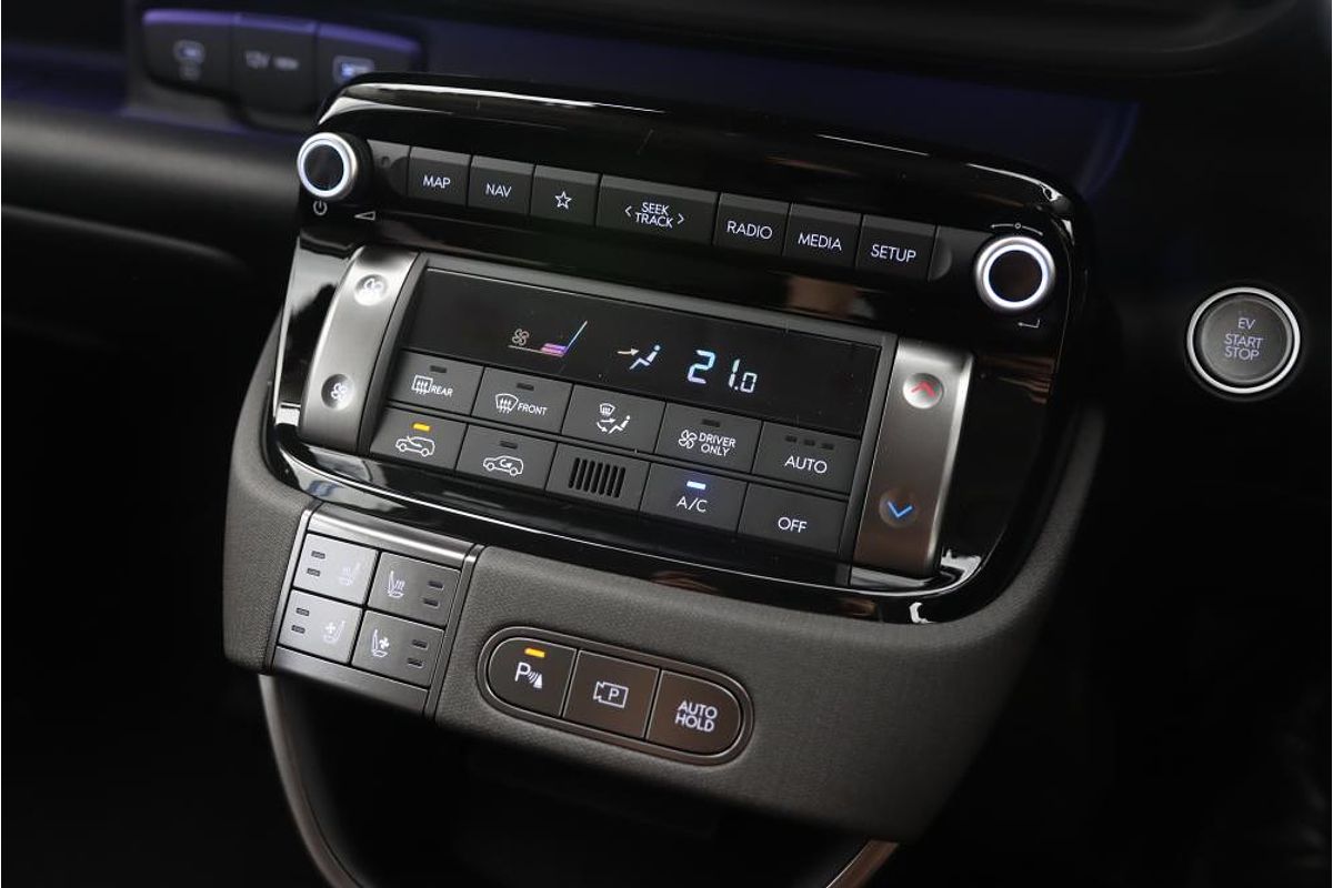 2024 Hyundai INSTER Cross AX.V1
