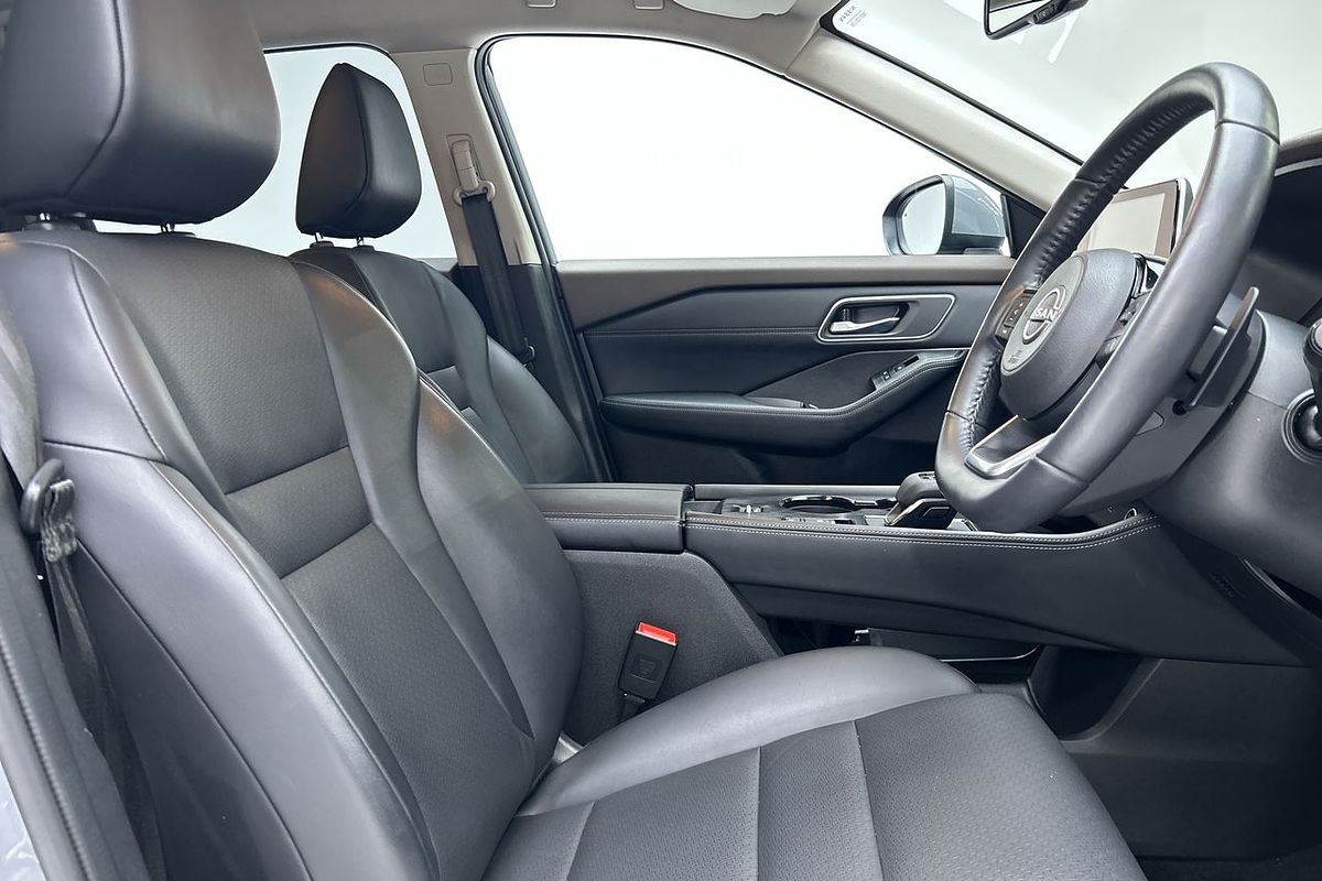 2023 Nissan X-TRAIL ST-L T33
