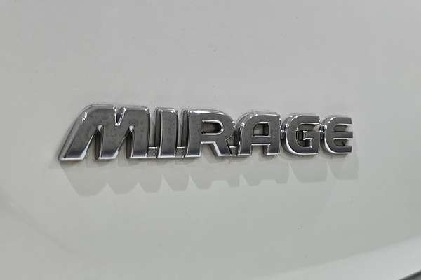 2021 Mitsubishi Mirage ES LB