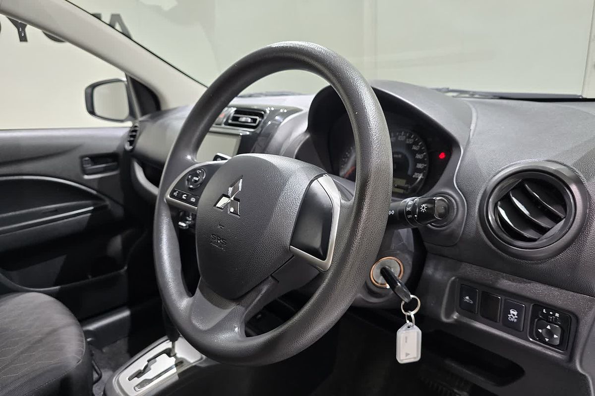 2021 Mitsubishi Mirage ES LB
