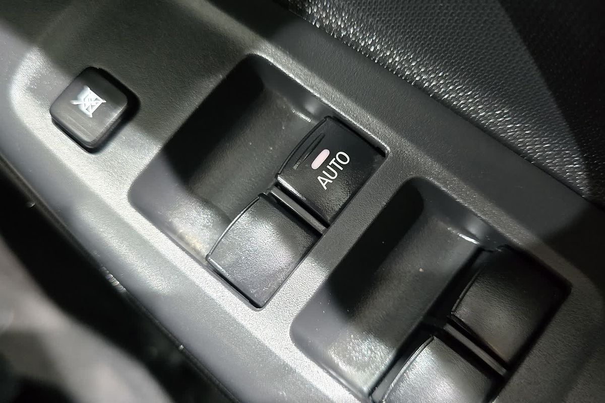 2021 Mitsubishi Mirage ES LB