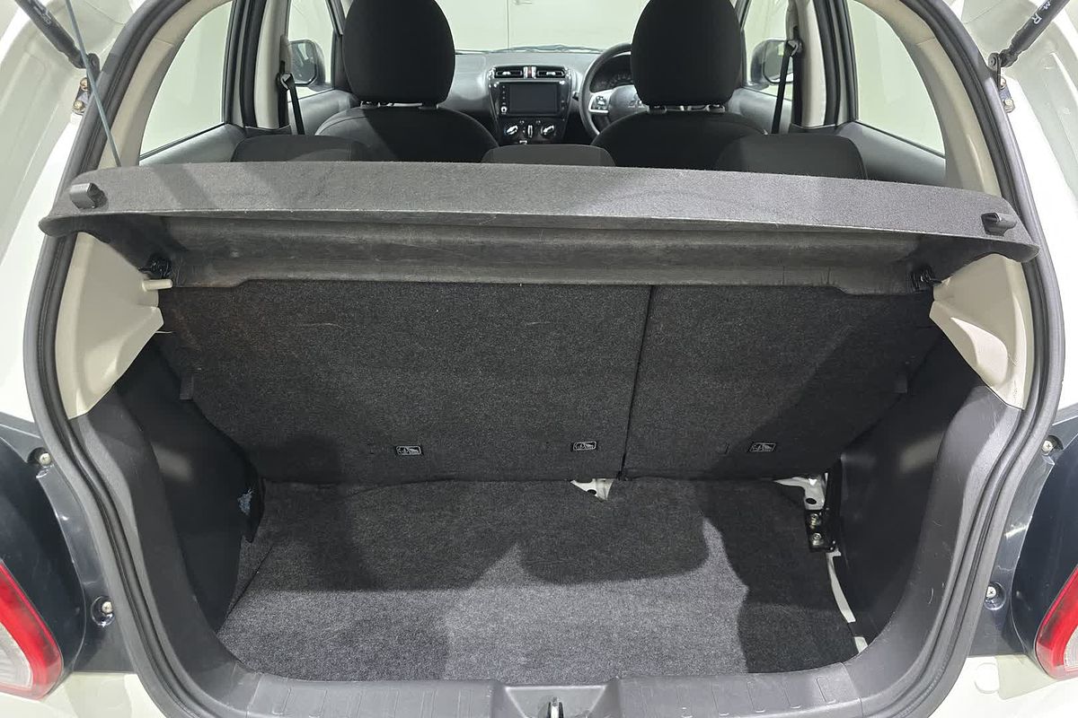 2021 Mitsubishi Mirage ES LB
