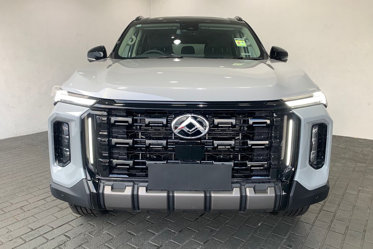 2025 LDV D90 Executive SV9A