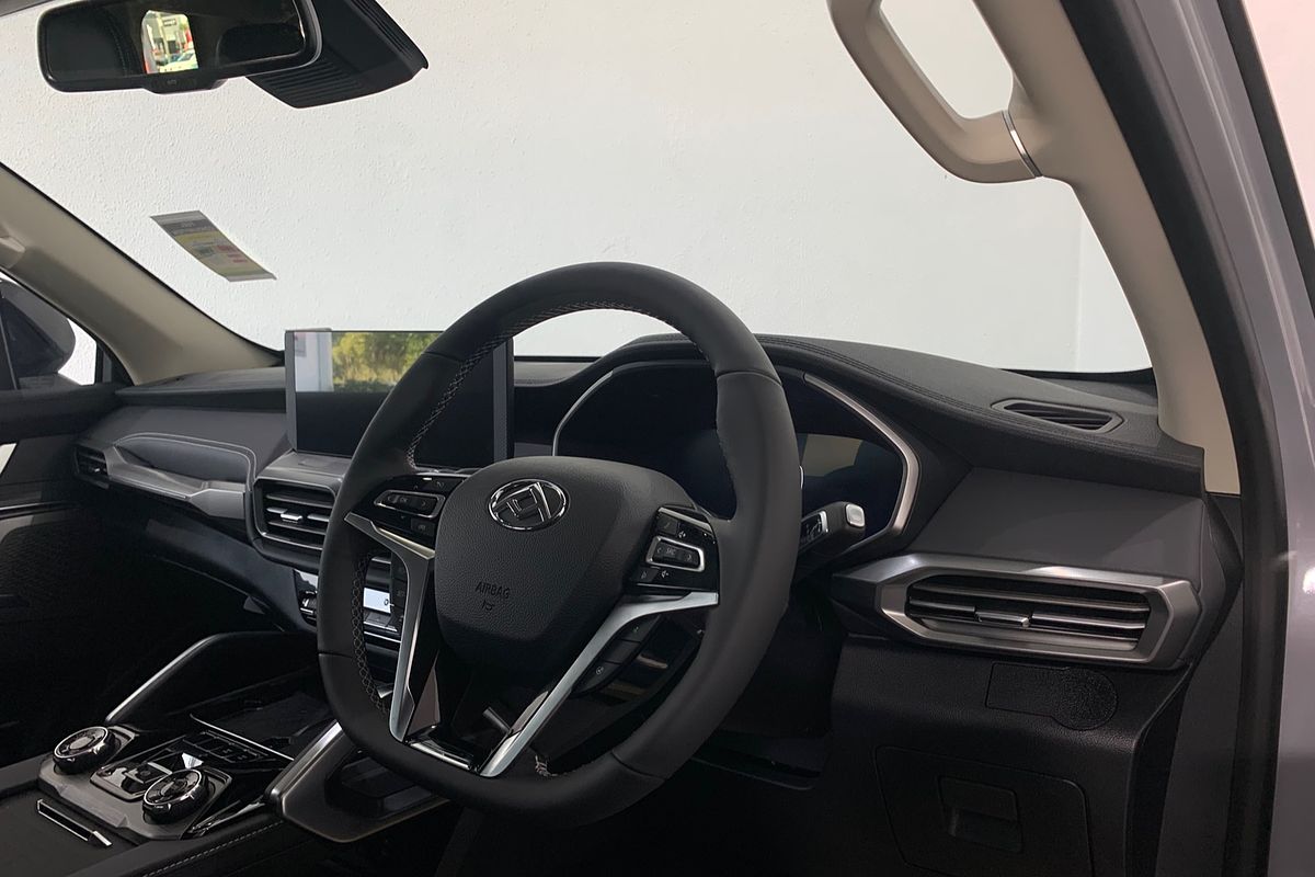 2025 LDV D90 Executive SV9A