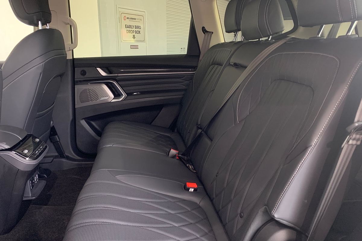 2025 LDV D90 Executive SV9A