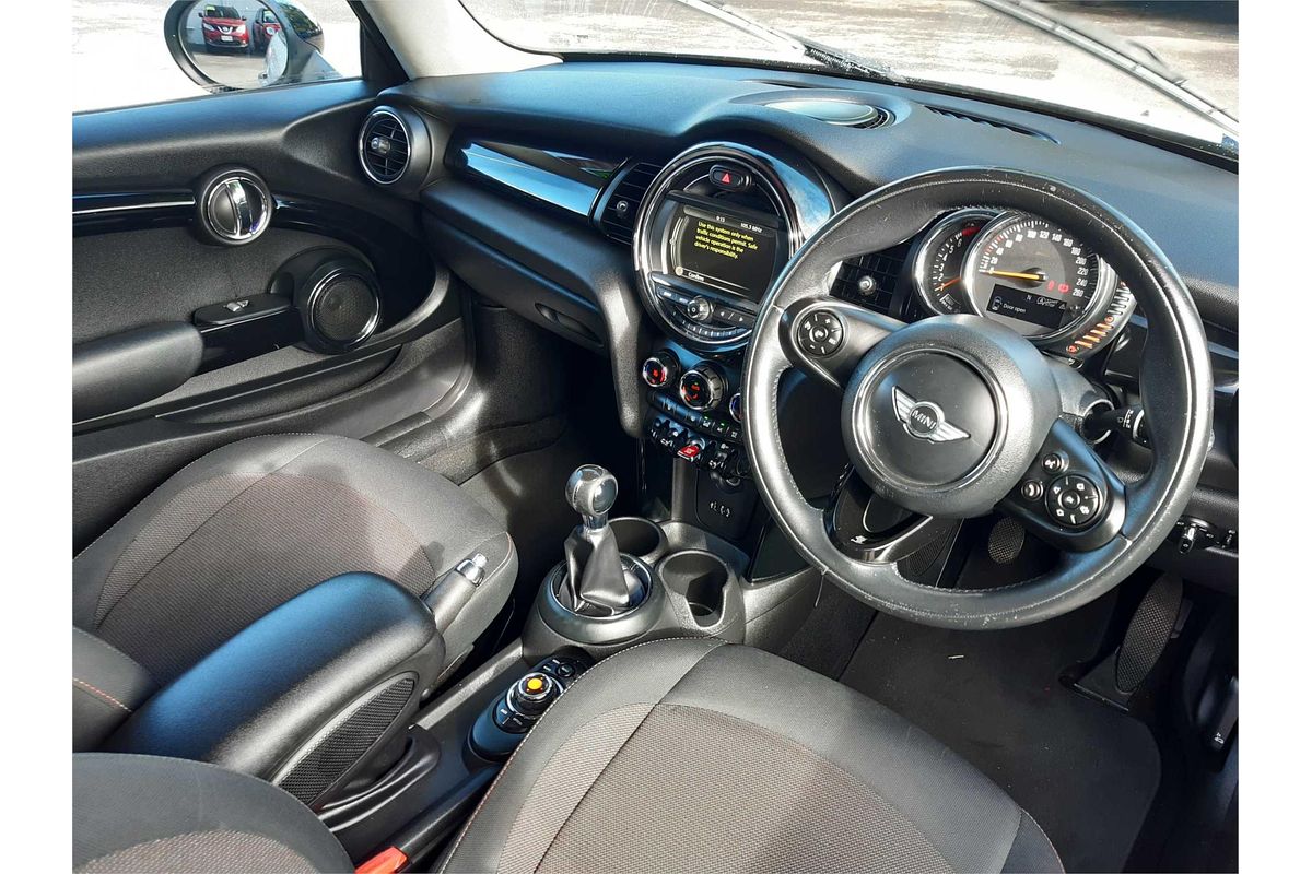 2014 MINI COOPER F56