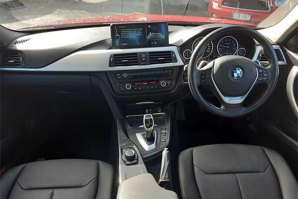 2013 BMW 3 18d LUXURY LINE F30