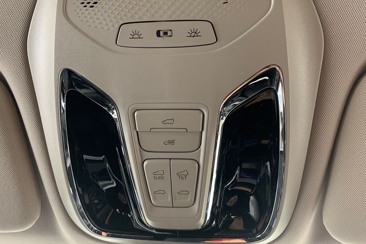 2025 LDV D90 Executive SV9A