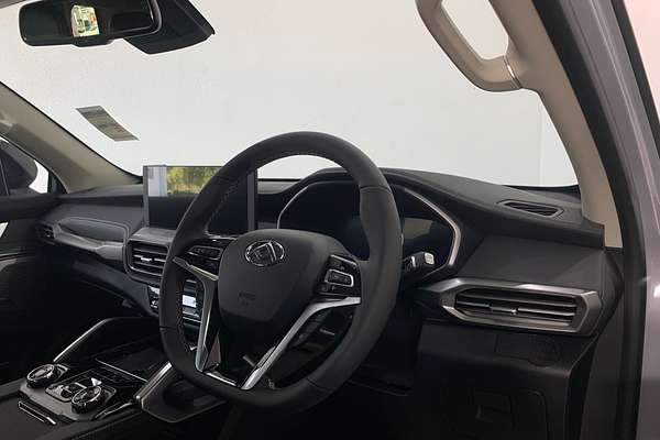 2025 LDV D90 Executive SV9A