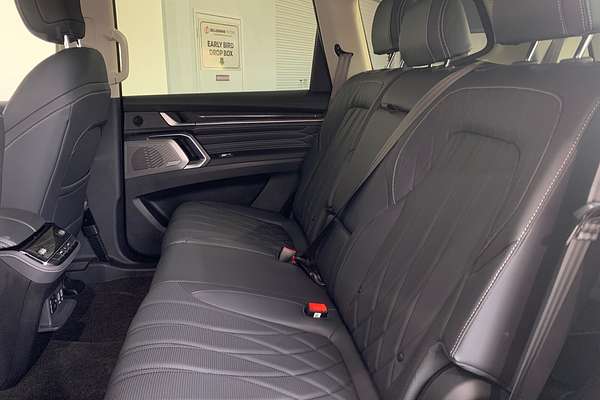 2025 LDV D90 Executive SV9A