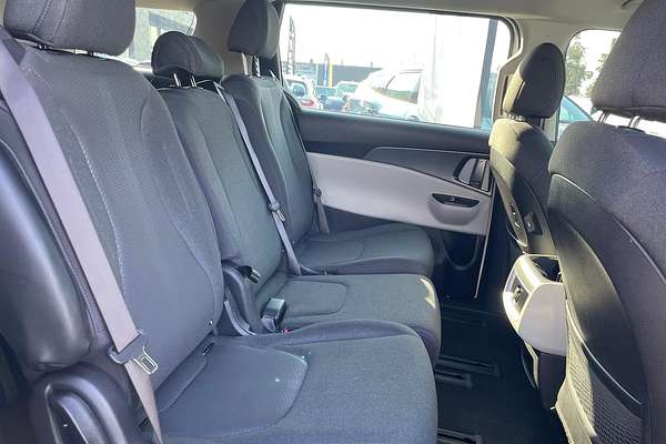 2023 Kia Carnival S KA4