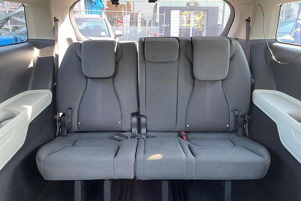 2023 Kia Carnival S KA4