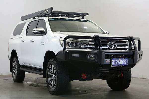 2016 Toyota Hilux SR5 GUN126R 4X4