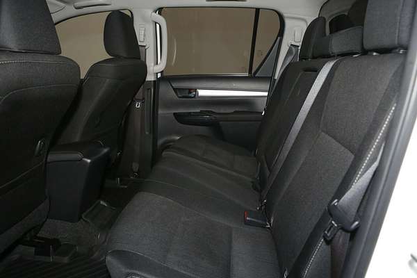 2016 Toyota Hilux SR5 GUN126R 4X4