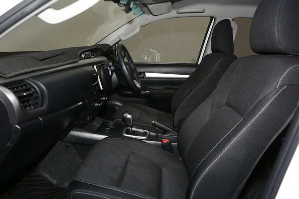 2016 Toyota Hilux SR5 GUN126R 4X4